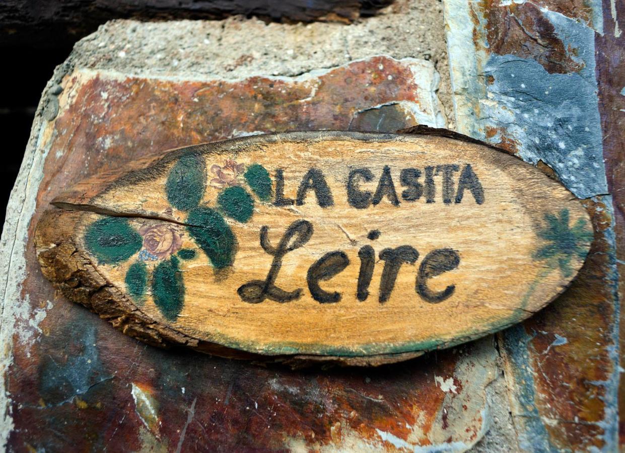 La Casita De Leire Pensionat Tamajon Exteriör bild